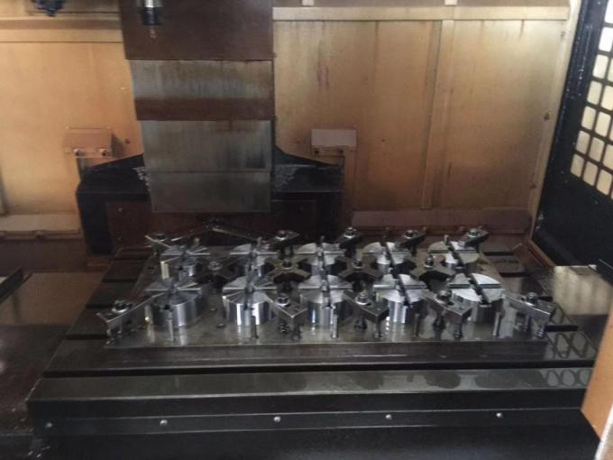 Torno elétrico do Cnc da elevada precisão do torno Mt6 do metal do CNC com sistema de controlo do programa 1