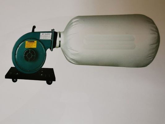 As ferramentas de limpeza elétricas espanam a máquina do coletor